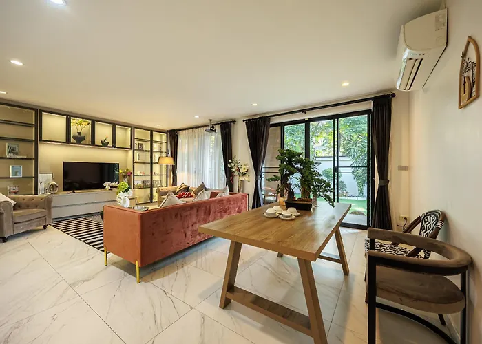 Villa Manor One曼谷壹号庄园 *